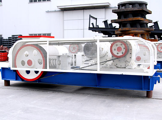 如何選擇對輥式破碎機(jī)軸承？