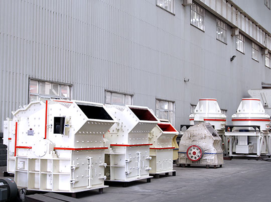 紅星解密：適用于螢石破碎的設(shè)備都有哪些？