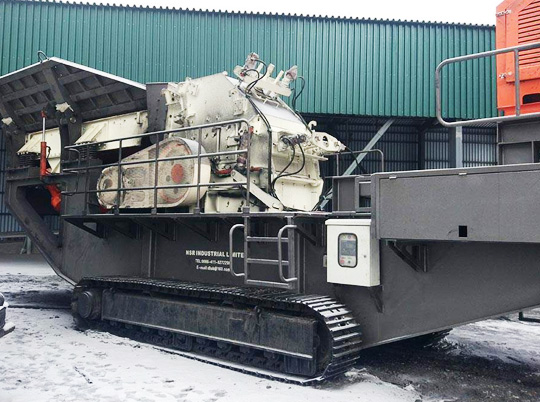 紅星履帶破——“春風(fēng)吹，戰(zhàn)鼓擂”嚴(yán)苛工況誰怕誰？